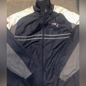 New England Patriot sports illustrated windbreaker size XL